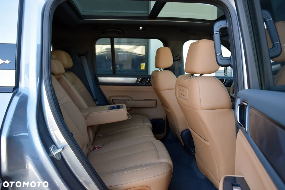 BYD Leopard 5 - 32