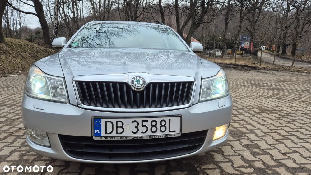 Skoda Octavia 1.6 TDI 4x4 Ambition - 2