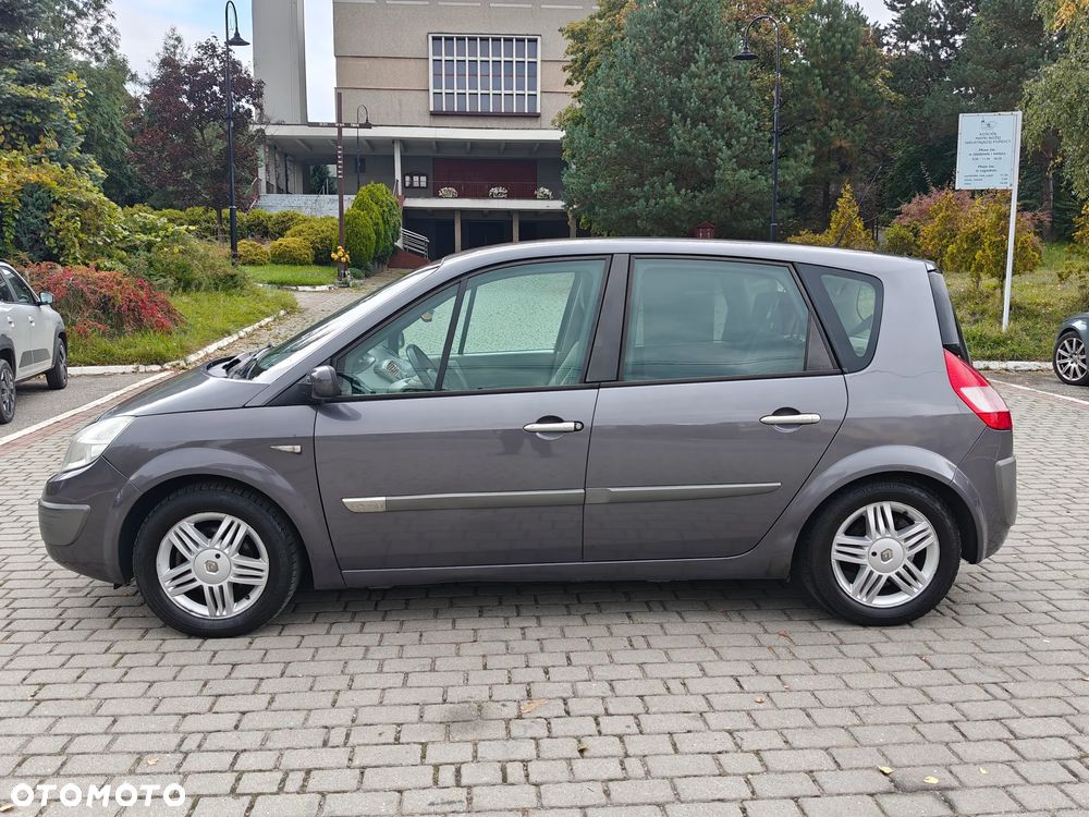 Renault Scenic 1.6 Confort Authentique - 4