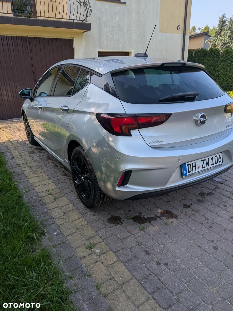 Opel Astra 1.4 T Dynamic S&S - 4