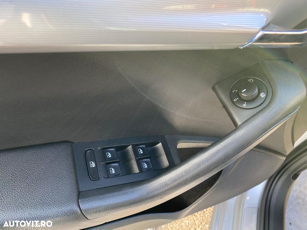 Skoda Octavia 1.6 TDI Style - 6