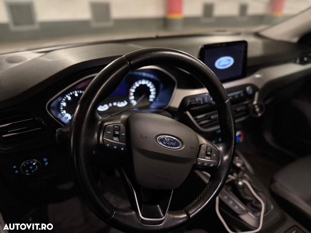 Ford Focus 1.0 EcoBoost Active - 3