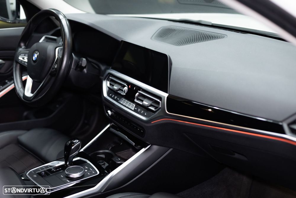 BMW 320 d Line Sport Auto - 27