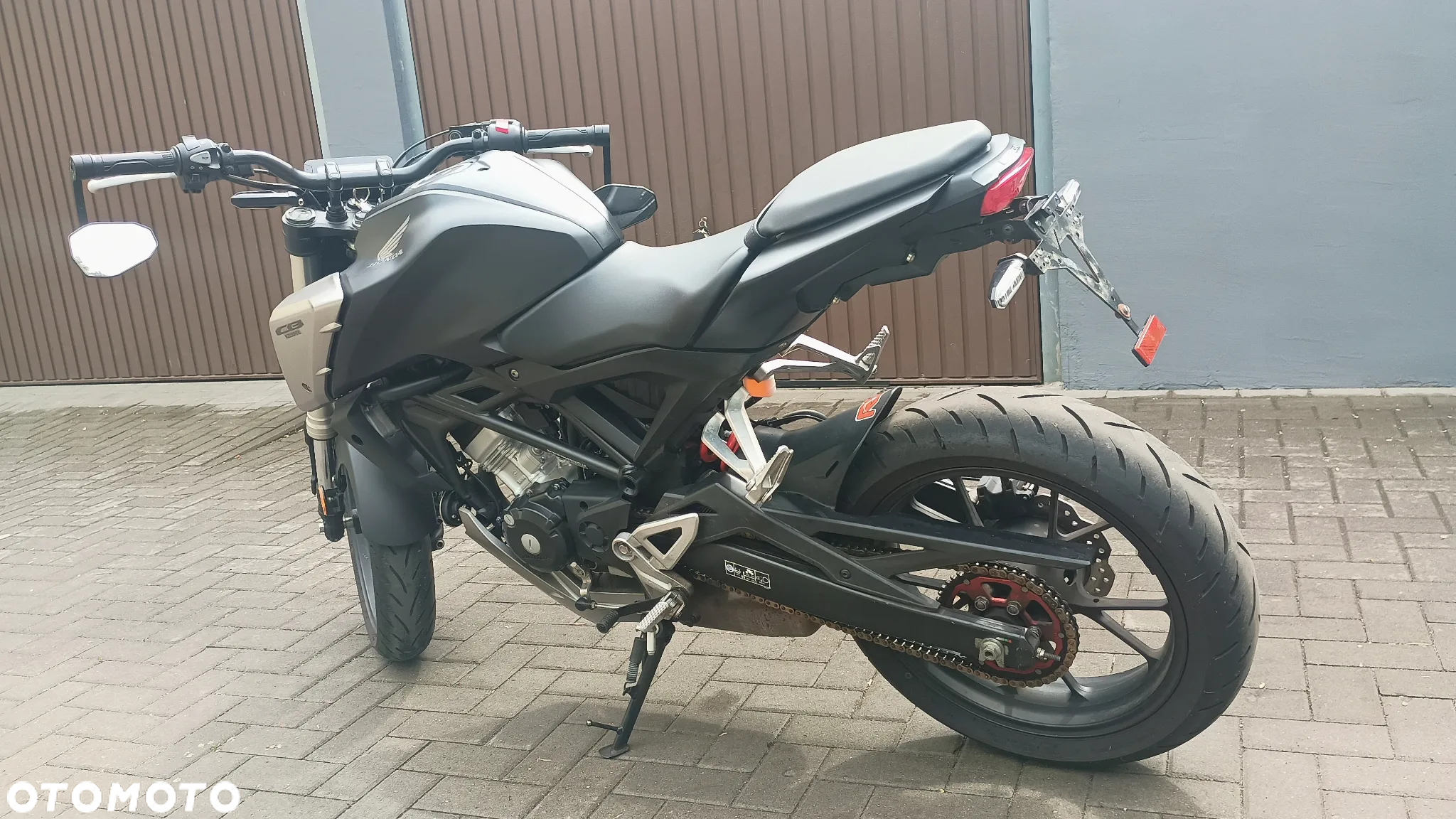 Honda CB - 11