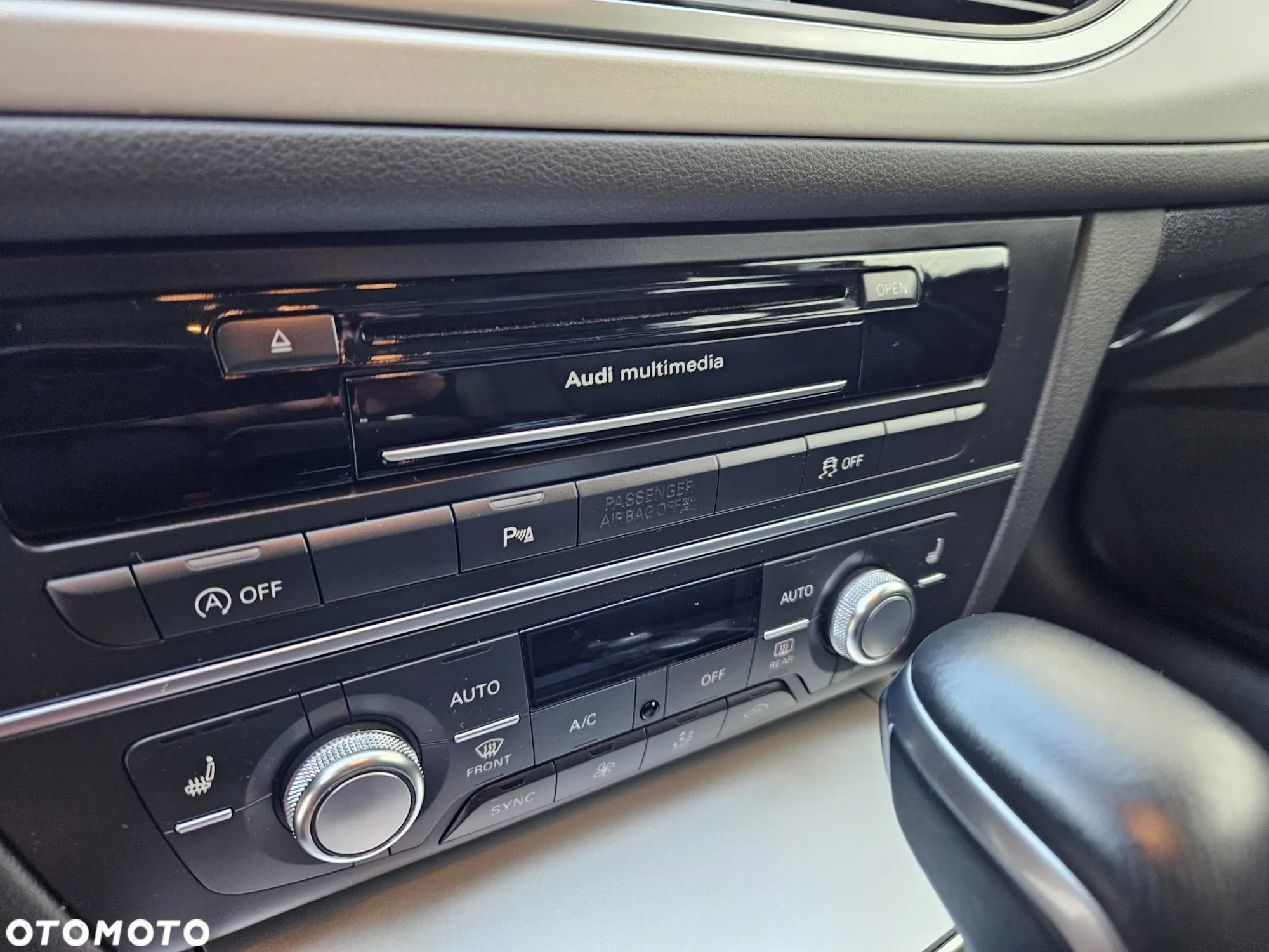 Audi A6 Avant 2.0 TDI Ultra DPF S tronic - 31