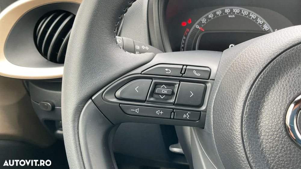 Toyota Aygo X 1.0l MT Dynamic - 27