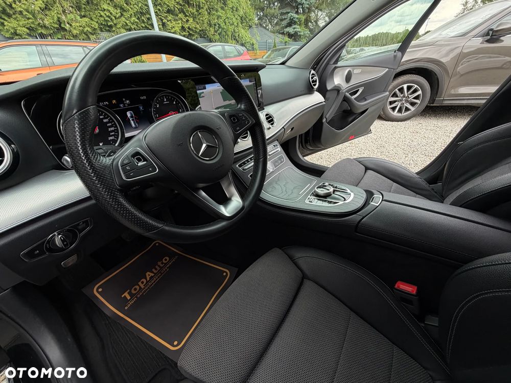 Mercedes-Benz Klasa E 220 d Business Edition 9G-TRONIC - 20