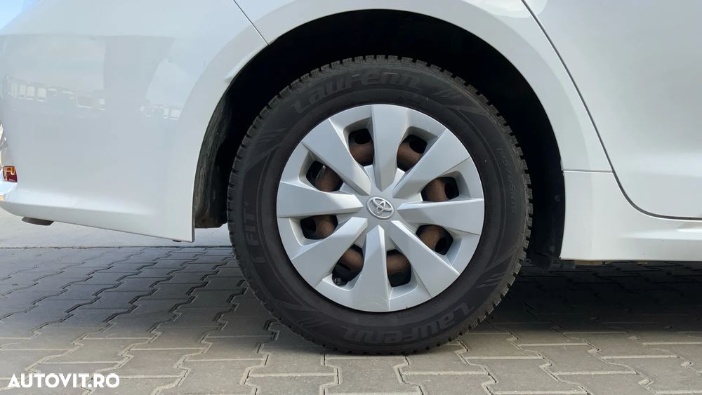 Toyota Corolla - 8