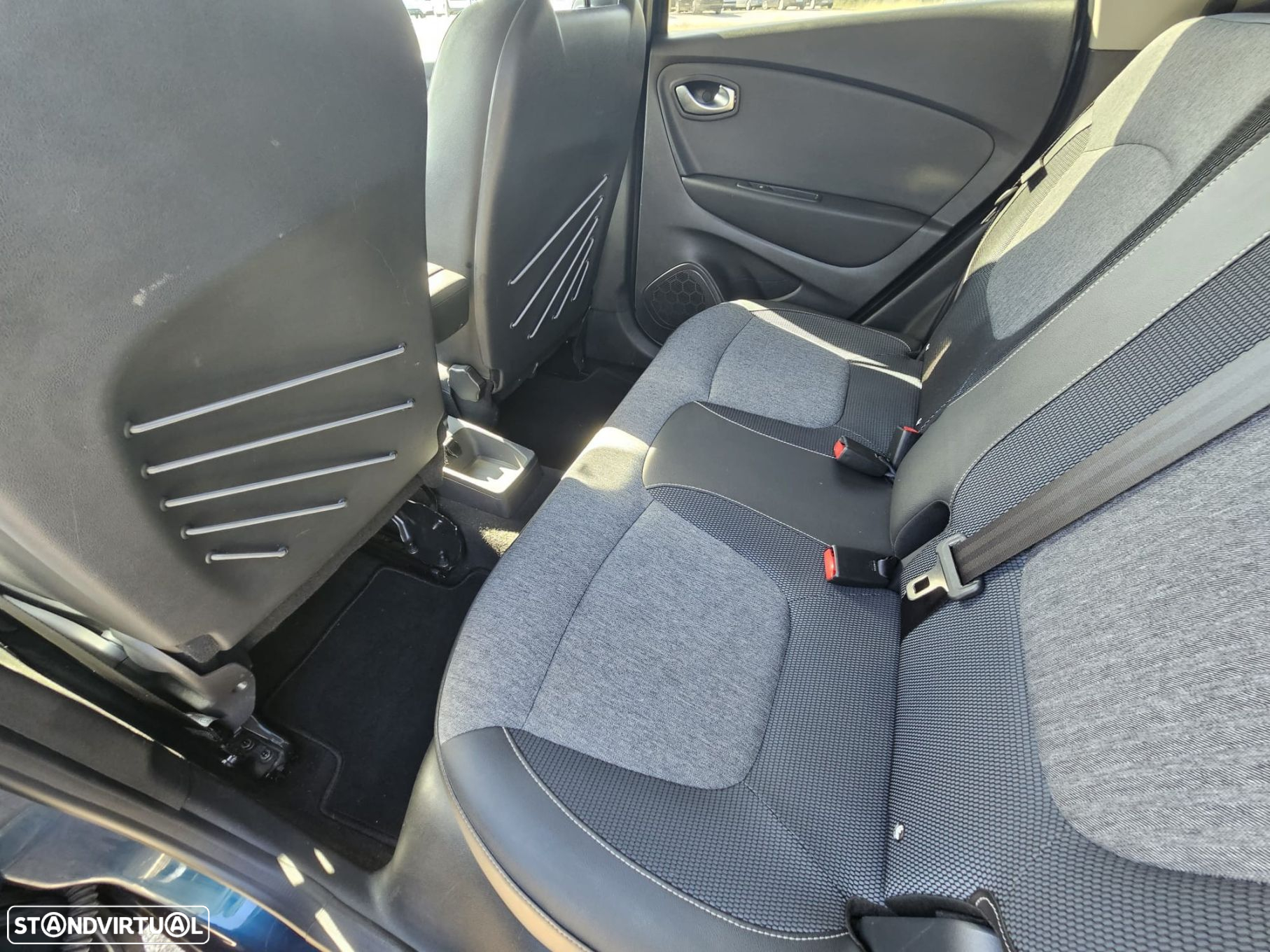 Renault Captur 0.9 TCE Exclusive - 18