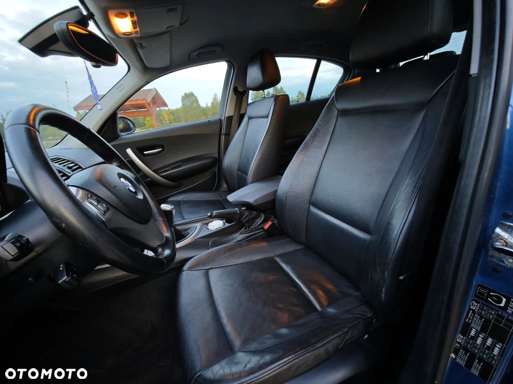 BMW X1 sDrive18i - 11