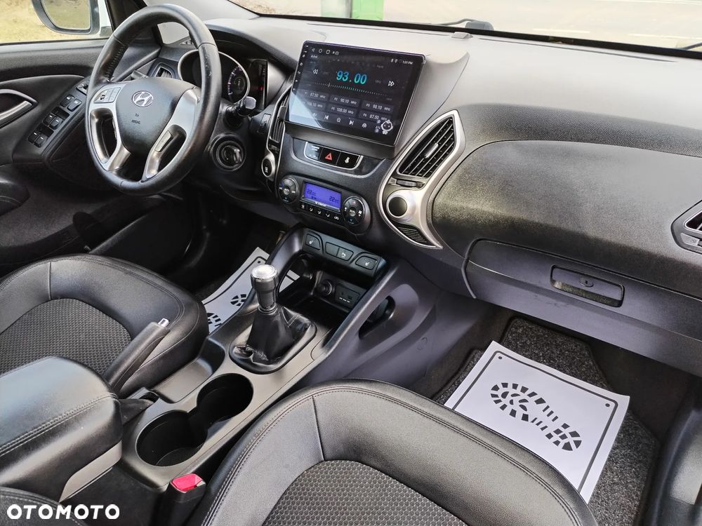 Hyundai ix35 - 16
