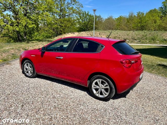 Alfa Romeo Giulietta 2.0 JTDM Distinctive - 14