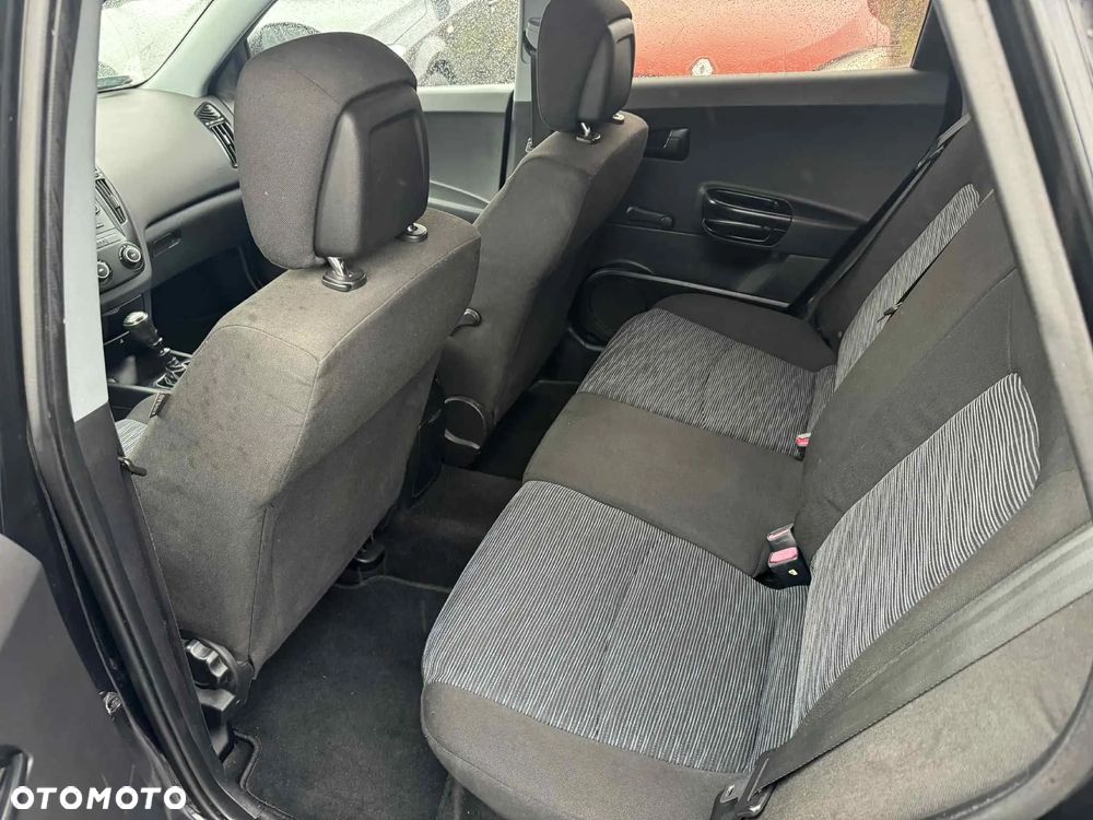 Kia Ceed Cee'd 1.6 Crdi L Euro2012 - 13