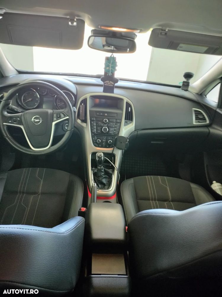 Opel Astra 1.7 CDTI DPF 150 Jahre - 3