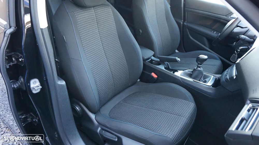 Peugeot 308 SW 1.5 BlueHDi Style - 21