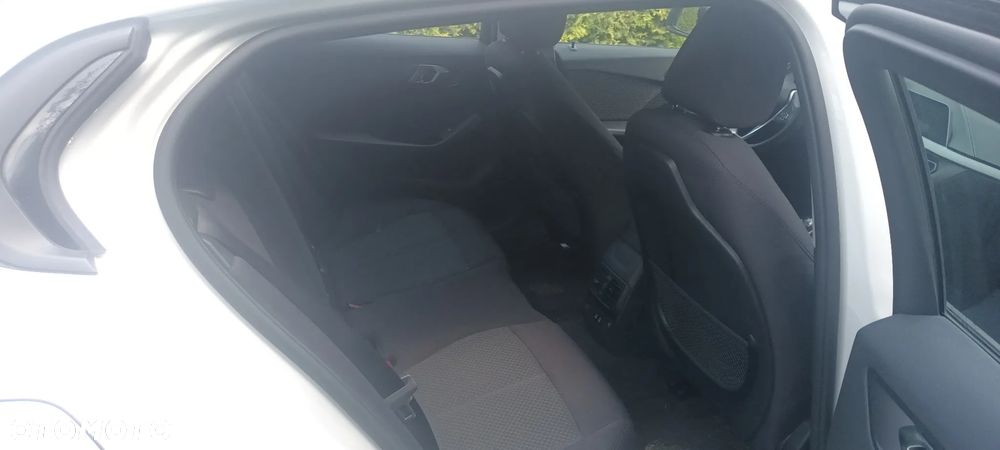 BMW Seria 1 118d Advantage - 11