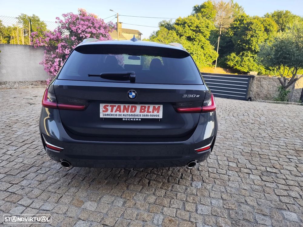 BMW 330 e Line Sport Auto - 28