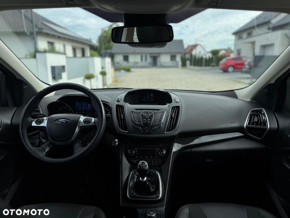Ford Kuga 2.0 TDCi 4WD Titanium - 27