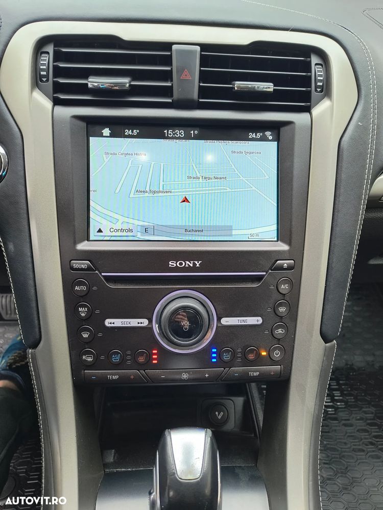 Ford Mondeo 2.0 EcoBoost Titanium - 24