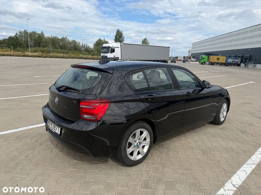 BMW Seria 1 116i - 5