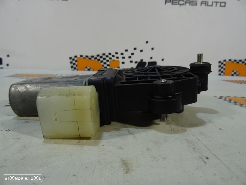 Motor Do Elevador De Vidros Bmw 3 Touring (F31)  5000087 / 5Yy0615 / M - 4