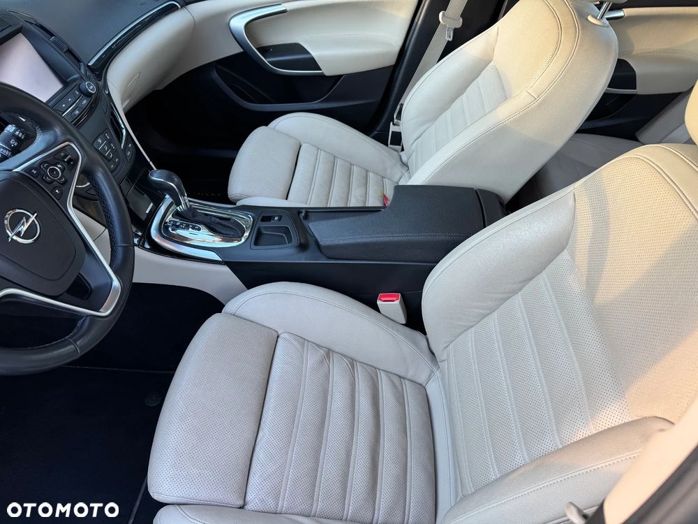 Opel Insignia 2.0 CDTI - 13
