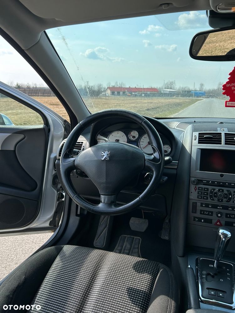 Peugeot 407 - 10