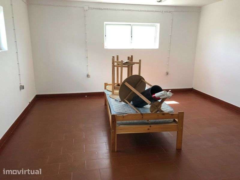 Arrenda-se Apartamento T2 Zil Sines - Grande imagem: 3/4