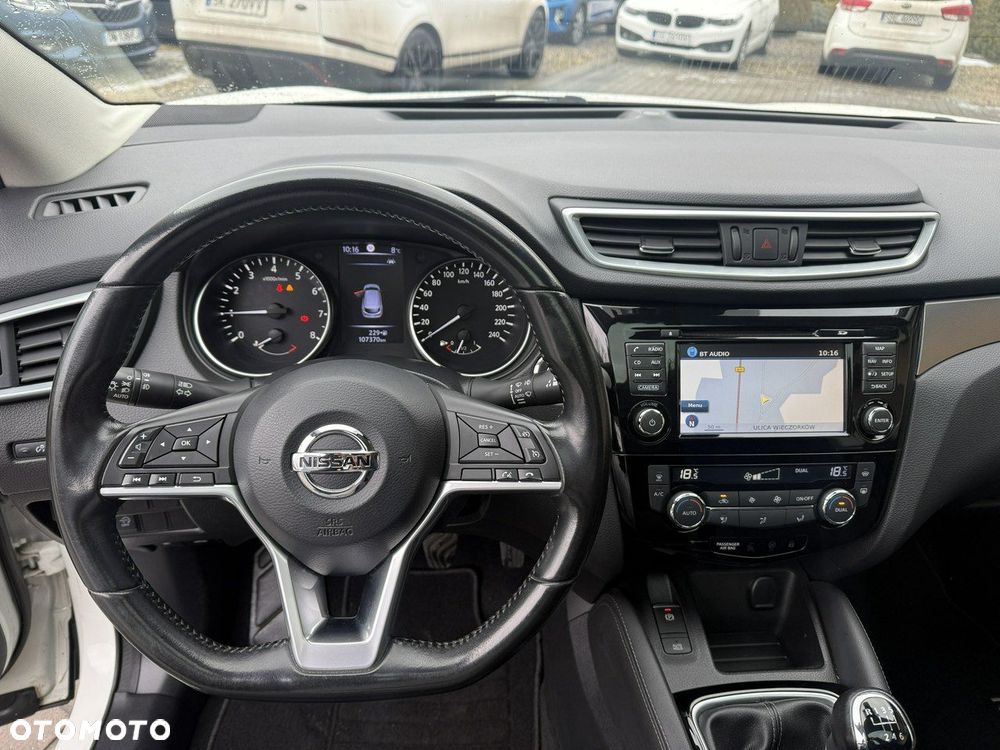 Nissan Qashqai 1.6 DIG-T N-Connecta - 15