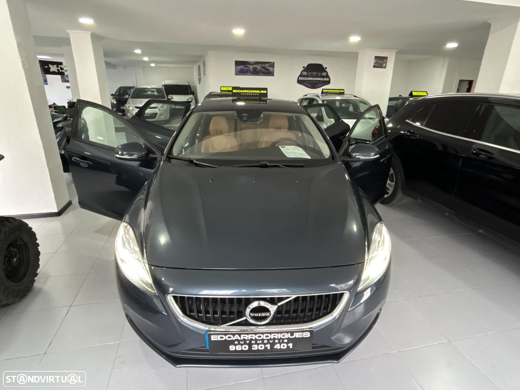 Volvo V40 - 1