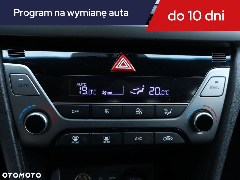 Hyundai Elantra - 18