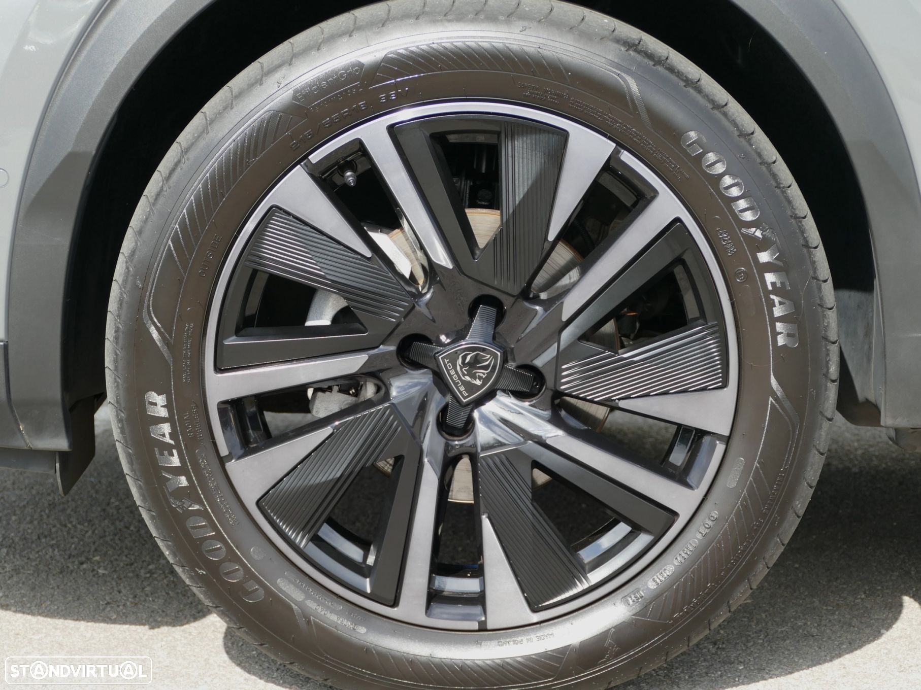 Peugeot 2008 1.2 PureTech GT EAT8 - 8