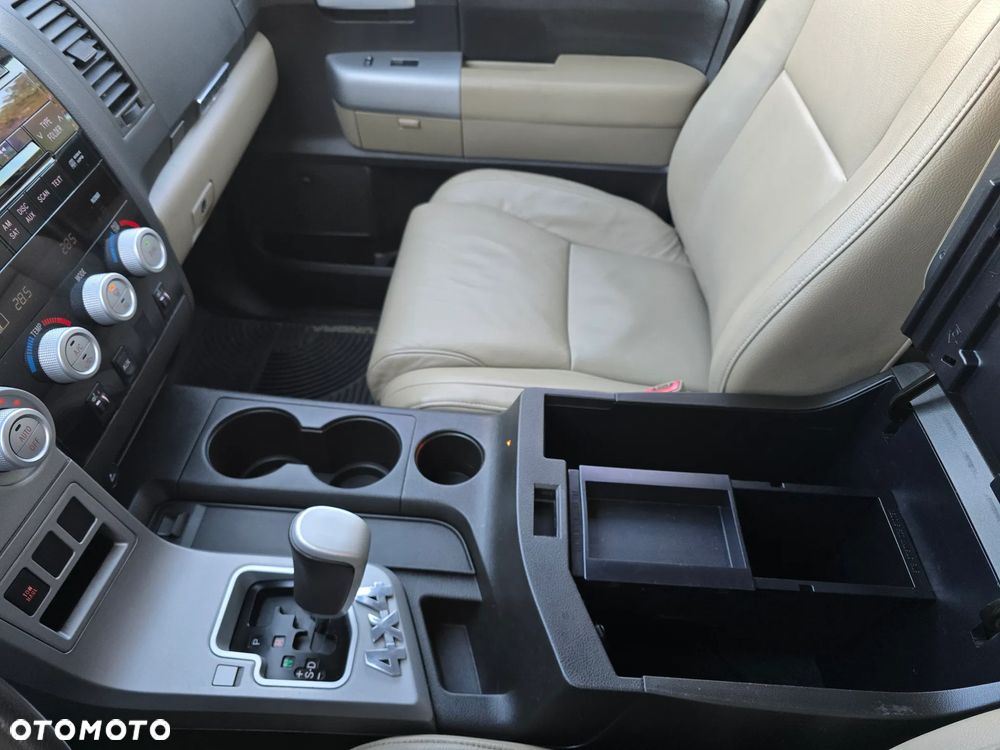 Toyota Tundra 5.7 4x4 Double Cab Limited - 10