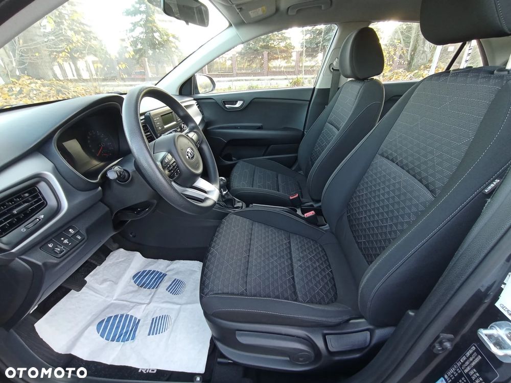 Kia Rio - 20