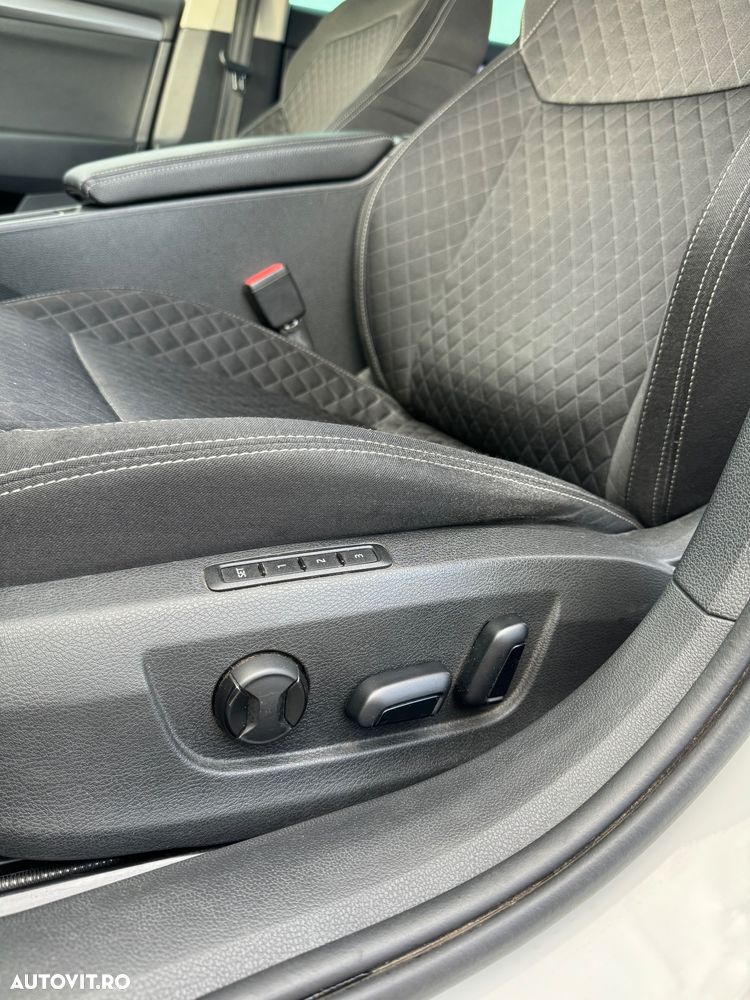 Skoda Superb 1.6 TDI DSG Ambition - 17