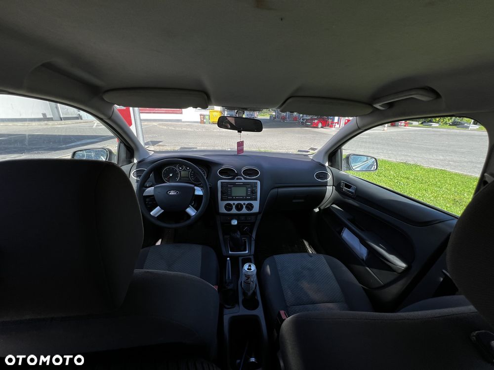 Ford Focus - 10