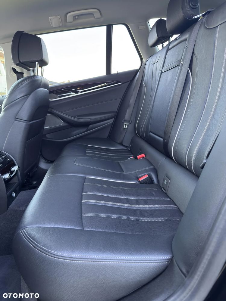 BMW Seria 5 540d xDrive Sport Line - 22