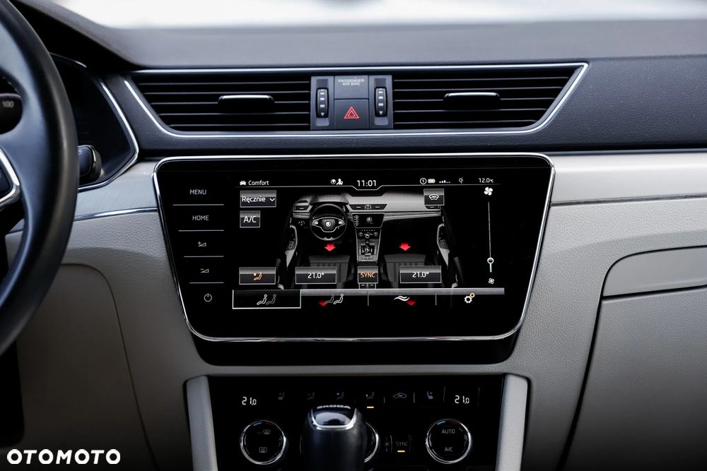 Skoda Superb 2.0 TDI SCR L&K DSG - 31