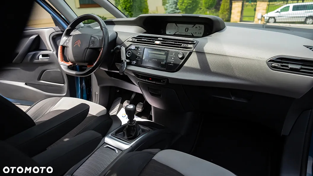Citroën C4 Picasso PureTech 130 Stop&Start Attraction - 27