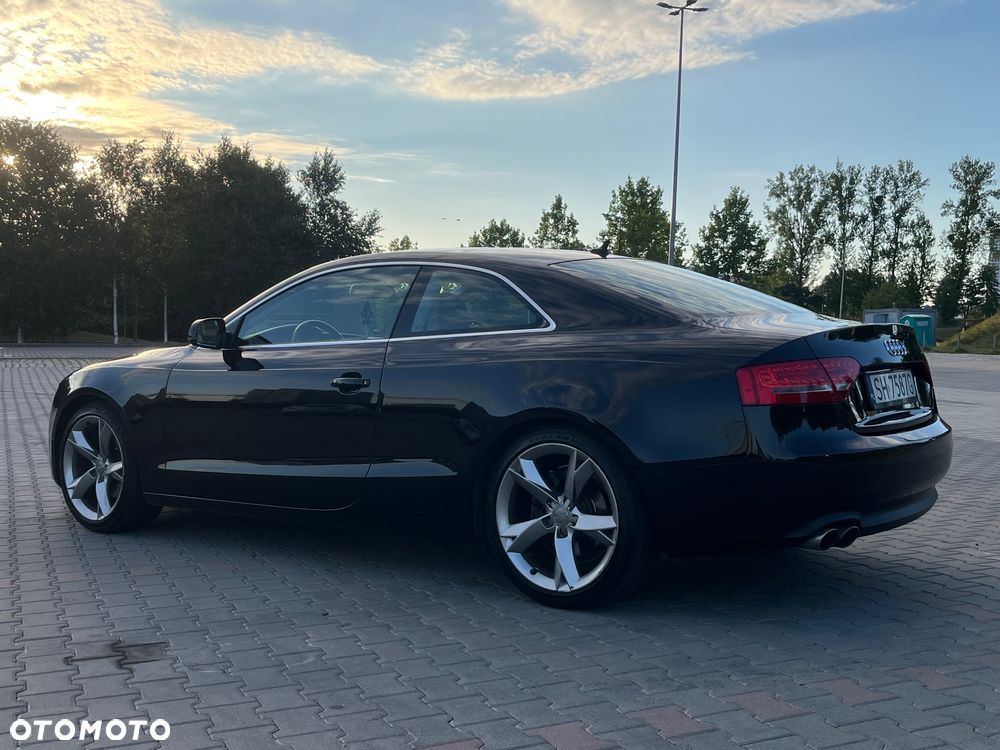 Audi A5 Coupé 2.0 TDI DPF quattro - 8