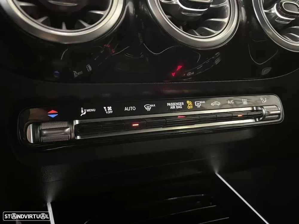 Mercedes-Benz GLA 250 e AMG Line - 49