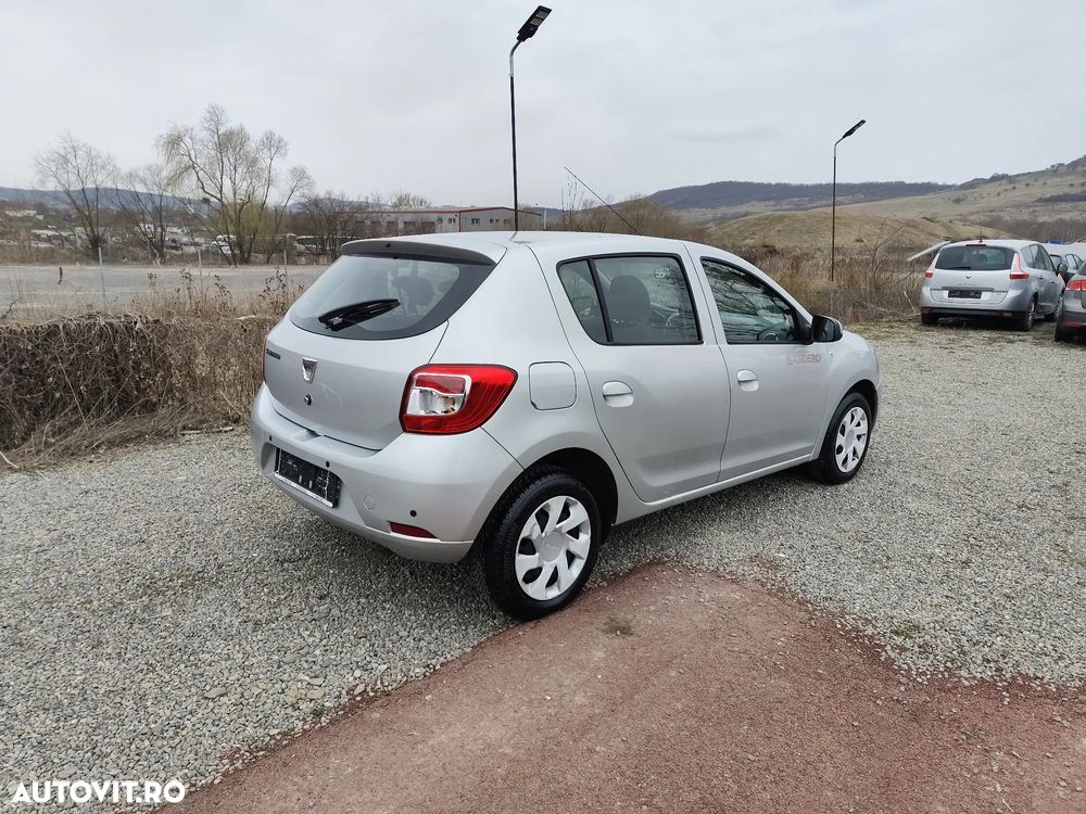 Dacia Sandero 1.5 dCI Prestige - 4