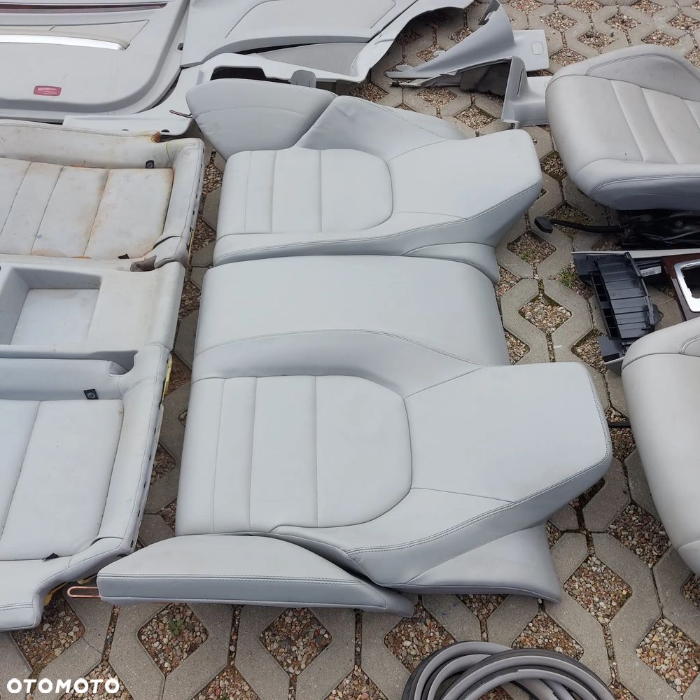 WNETRZE KOMPLETNE FOTELE KANAPA MERCEDES E W207 COUPE ORYGINAL DEMONTAZ BOCZKI DYWANY OSLONY PODLOKIETNIK - 18