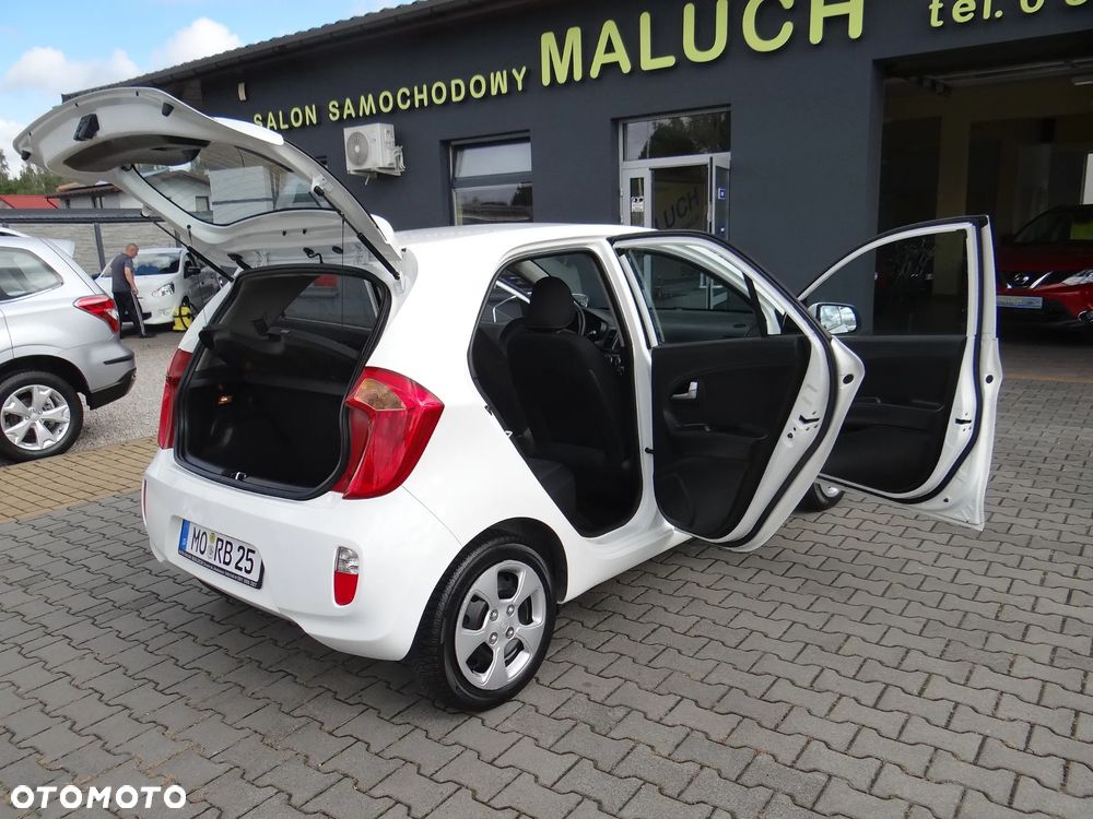 Kia Picanto 1.0 Dream Team Edition - 16
