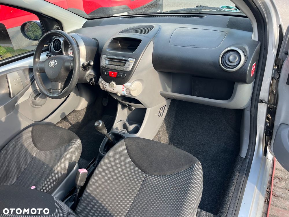 Toyota Aygo Cool&Go - 9