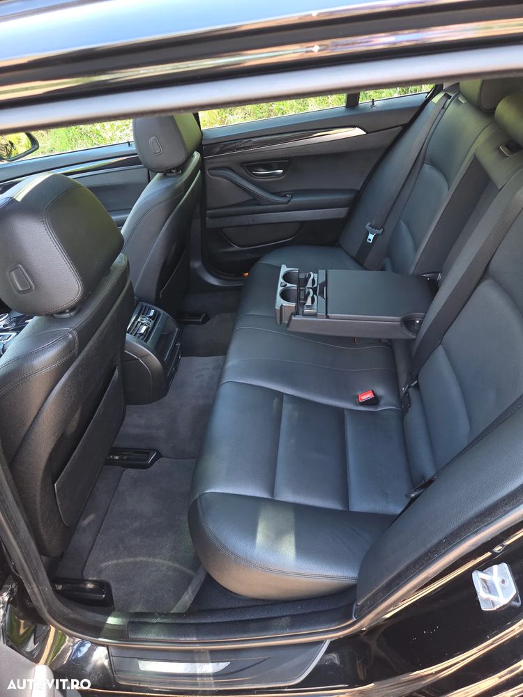 BMW Seria 5 520d Aut. - 19