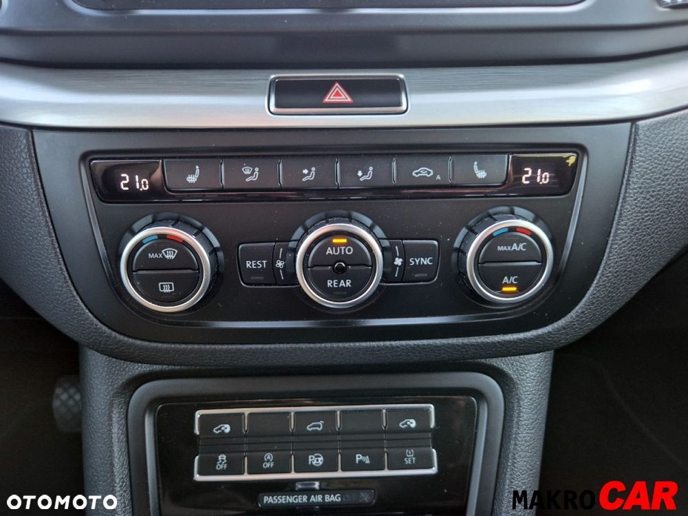 Volkswagen Sharan - 16