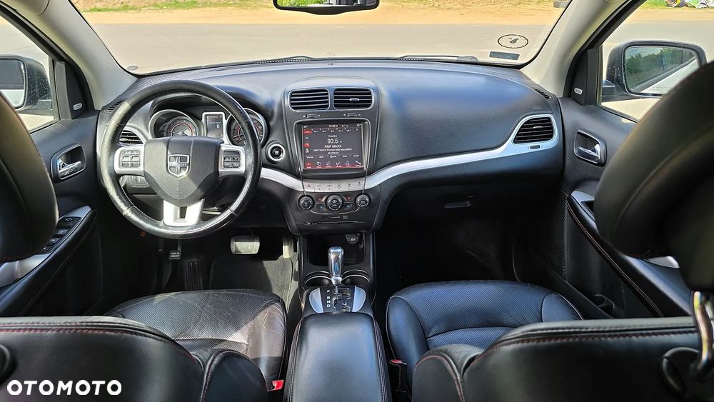 Dodge Journey 2.7 V6 R/T - 18