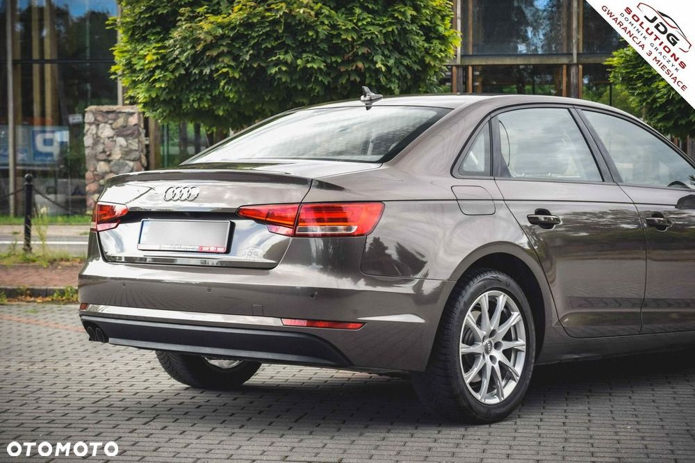 Audi A4 Limousine 40 TDI Sport S tronic - 13