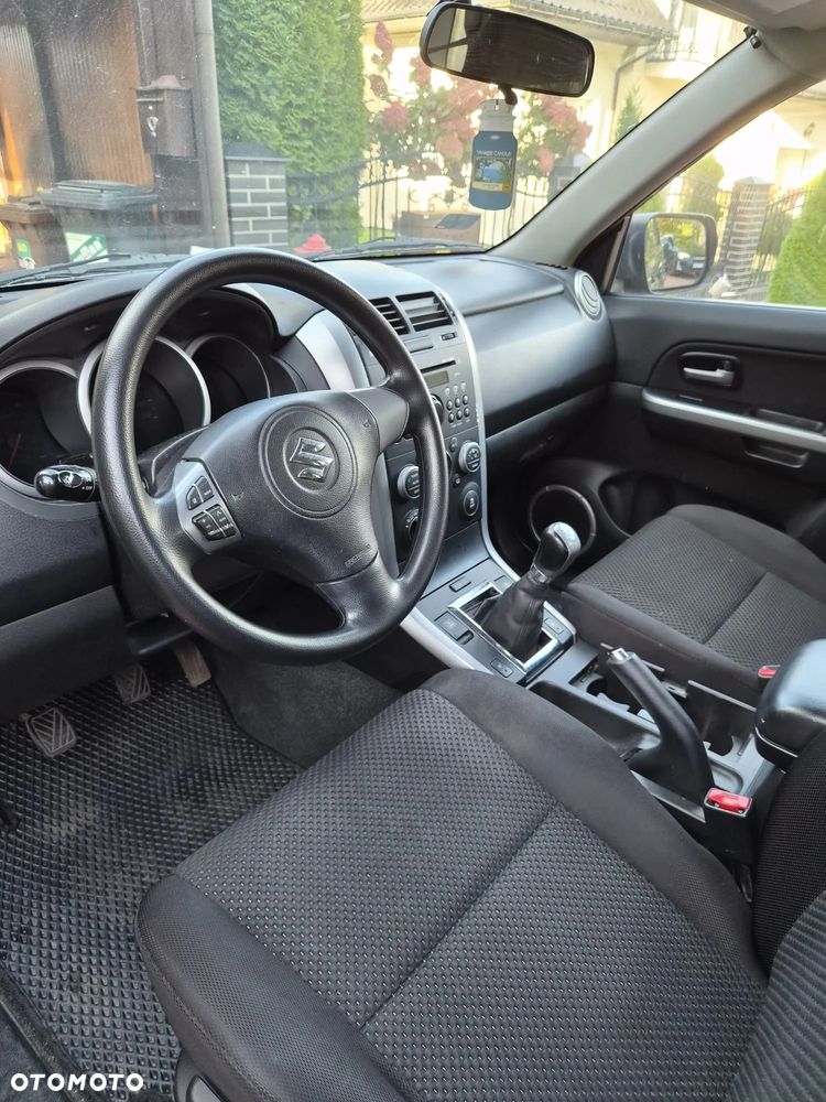 Suzuki Grand Vitara - 7